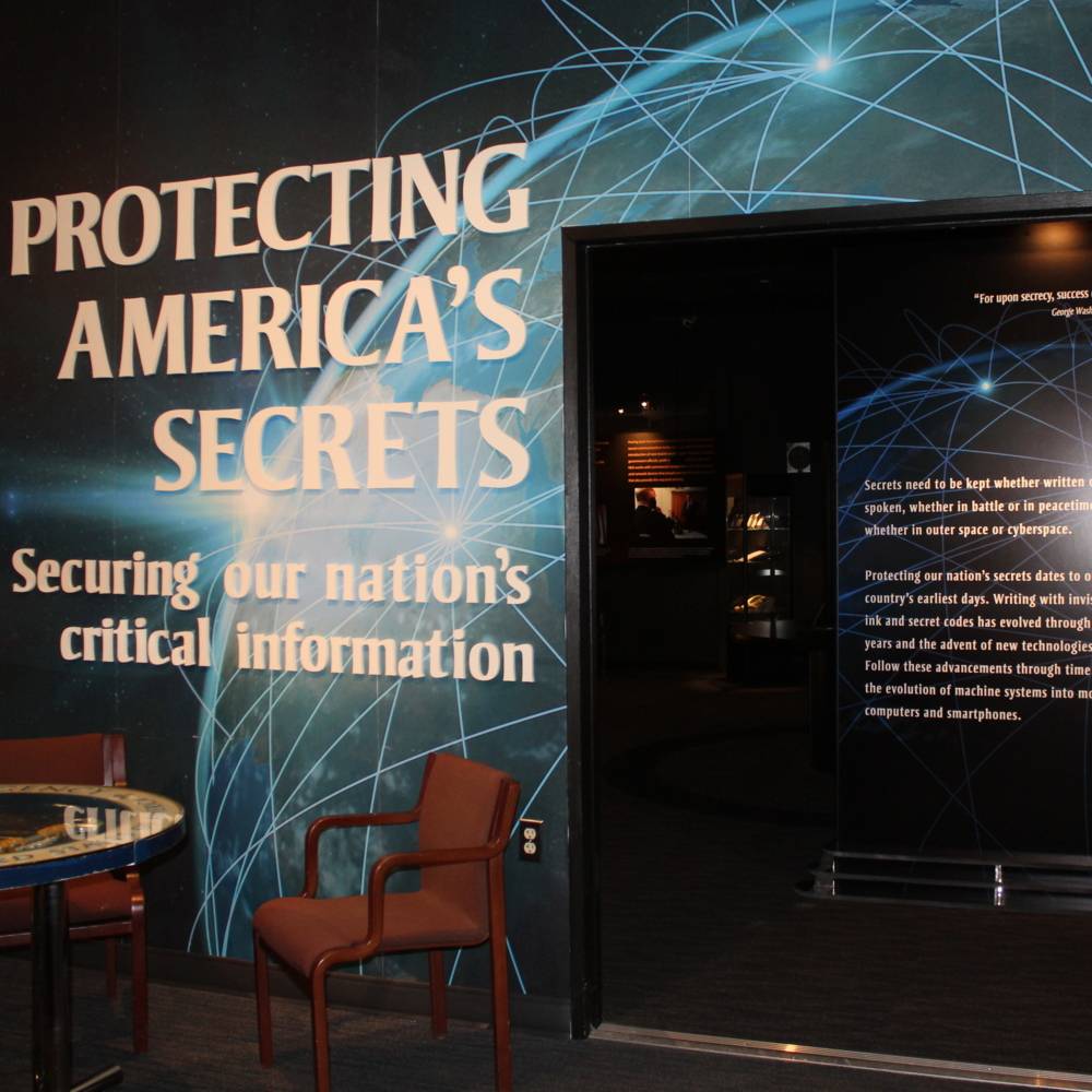 virmuze exhibit Protecting America´s Secrets logo main