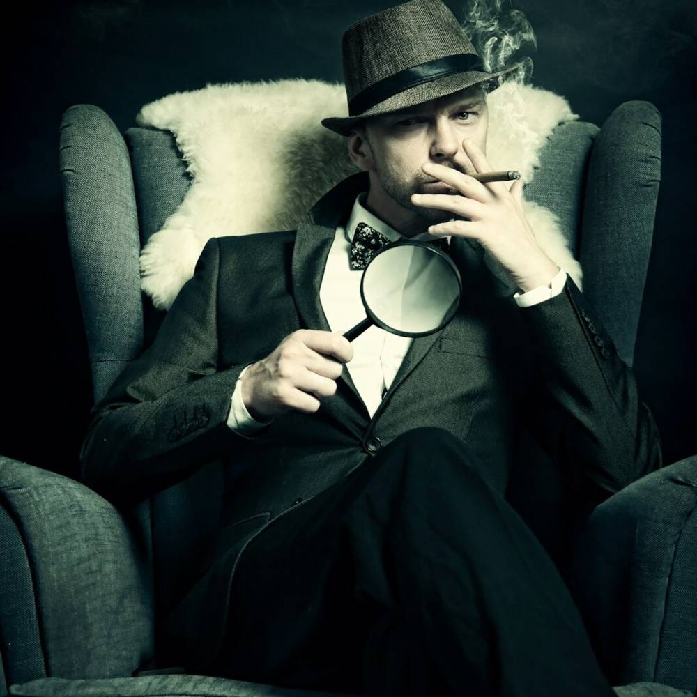 virmuze exhibit Unmasking the Unknown: Delving into Literary Mysteries logo main