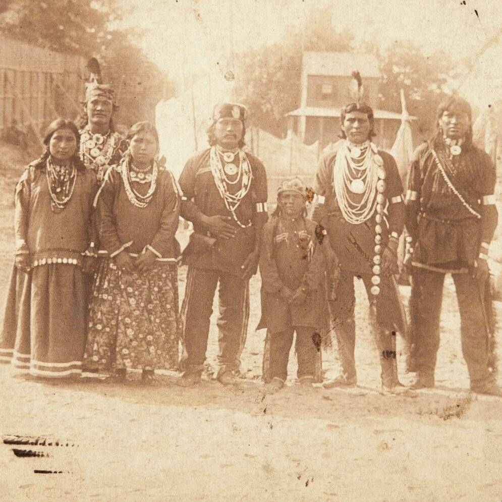 virmuze exhibit Indigenous People of the Borderlands logo main