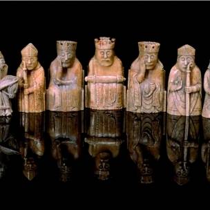 virmuze exhibit The Lewis Chessmen logo main