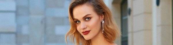 virmuze exhibit Der Abschlussball ist einer der am meisten logo main banner