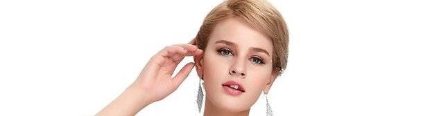 virmuze exhibit abito da ballo che è stato visto come uno dei logo main banner