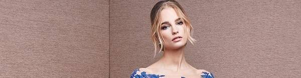 virmuze exhibit Petite robe à volants qui sera magnifique logo main banner