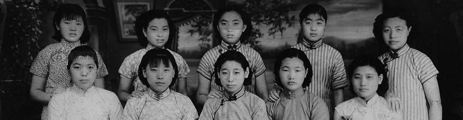 virmuze exhibit Women's clothes during Republican China logo main banner