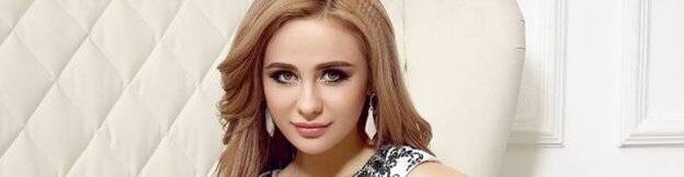 virmuze exhibit viele verschiedene Kleiderstile anzuprobieren logo main banner