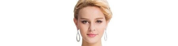 virmuze exhibit Stil und Modell von V-Ausschnitt-Heimkehrkleidung logo main banner