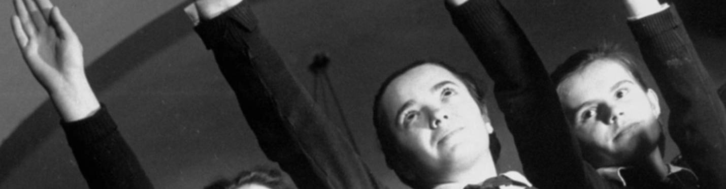 virmuze exhibit Uniform-clad pupils of the Chisinau School for Girls give salute of the Straga Taree logo main banner