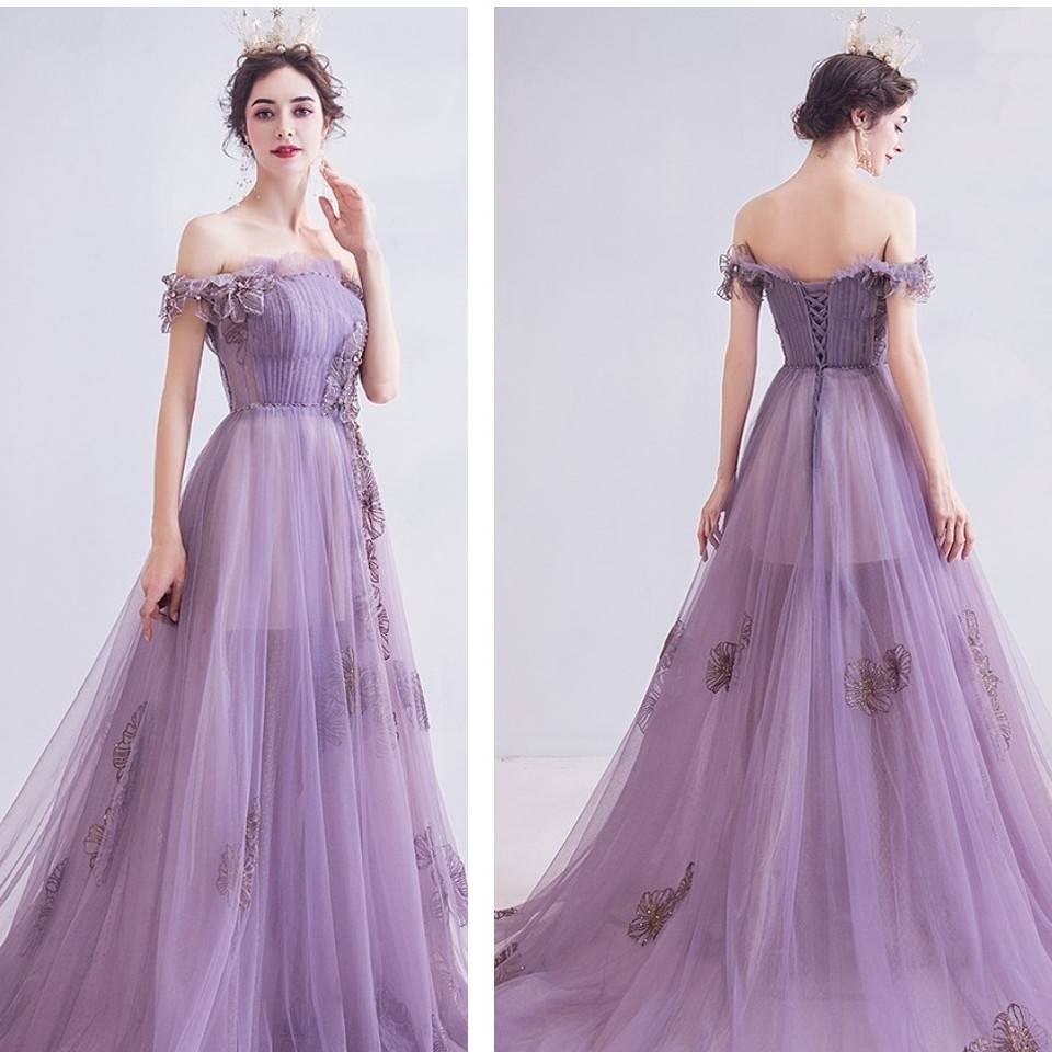 virmuze museum Women Street Style main thumbnail