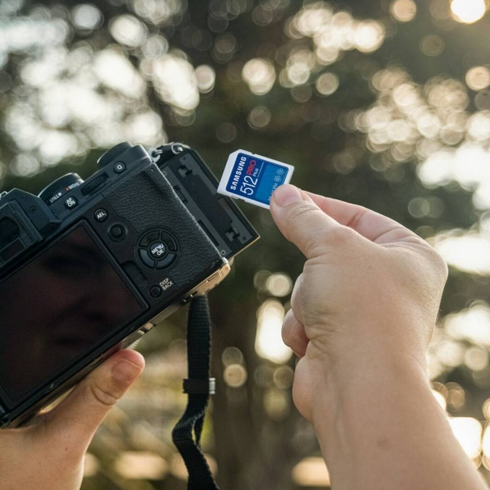 virmuze museum A main logo