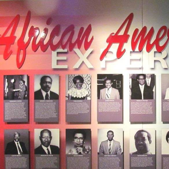 virmuze exhibit African American Experience logo main