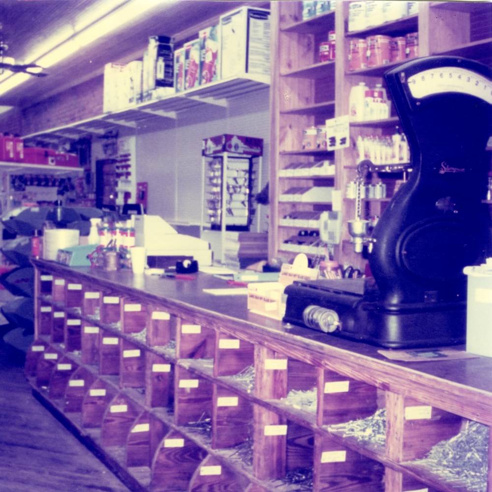 virmuze exhibit Shine A Light logo main