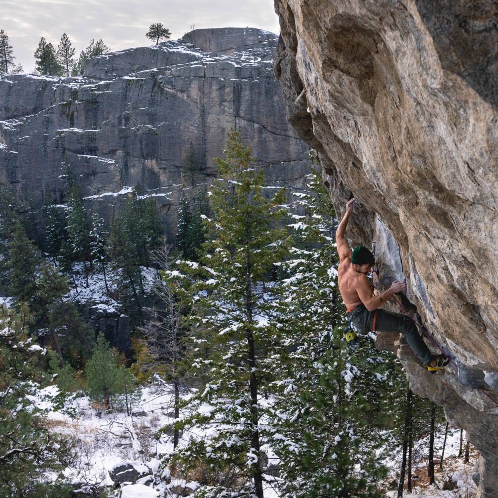 virmuze exhibit Nowhere I Gotta Be logo main