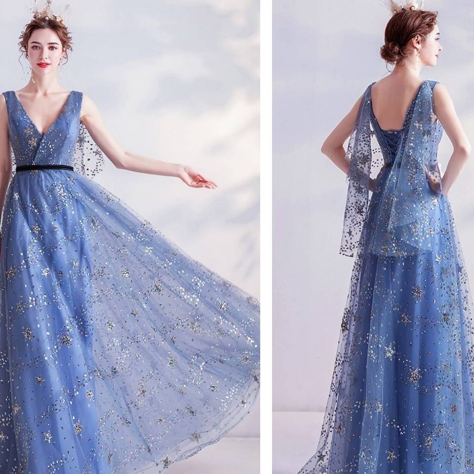 virmuze exhibit Women in their 60s wear fewer 'granny dresses' in autumn logo main