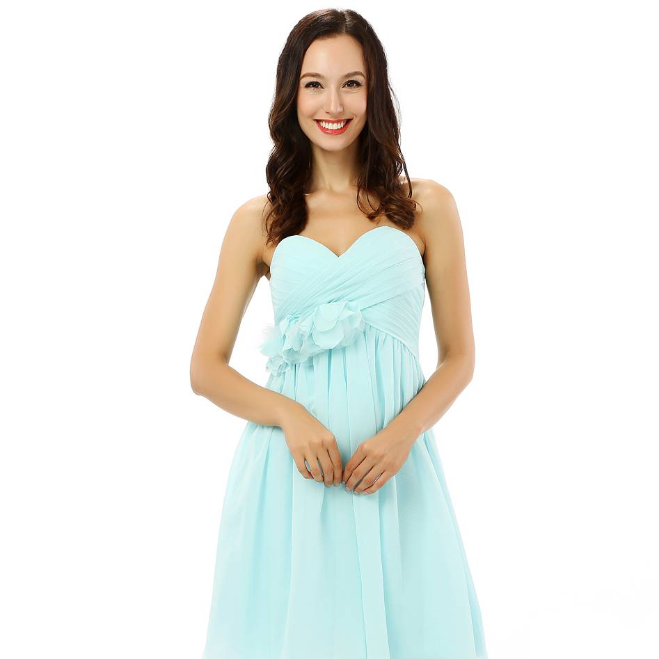 virmuze exhibit How to wear a fashionable spring coat for middle-aged people to reduce age? logo main