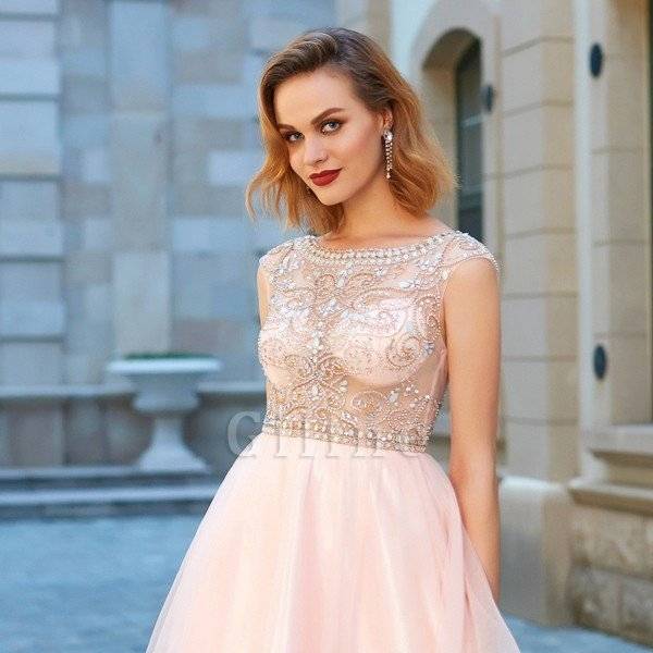 virmuze exhibit Wenn Sie bei der Auswahl Ihres Hochzeitsempfangs-Outfits logo main