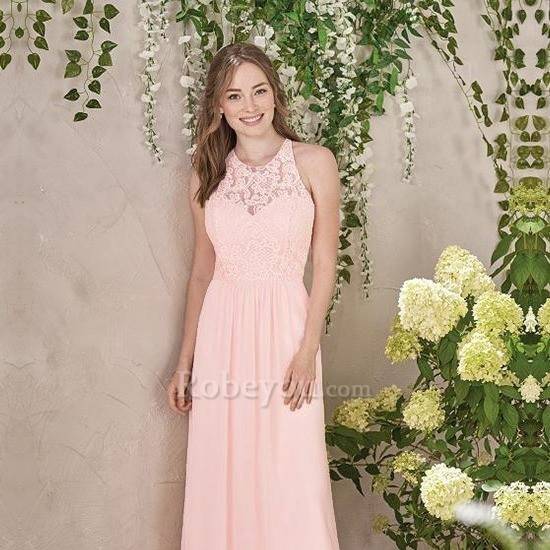 virmuze exhibit La grâce et l'élégance de ces robes donnent un look sophistiqué logo main