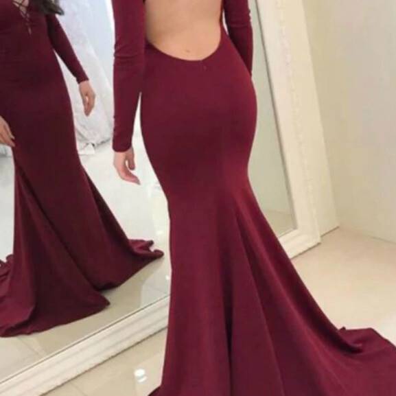 virmuze exhibit 4 consigli per lo shopping per trovare l'abito da ballo perfetto logo main