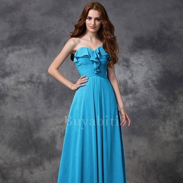 virmuze exhibit devono assicurarsi che i loro abiti da ballo li rendano logo main