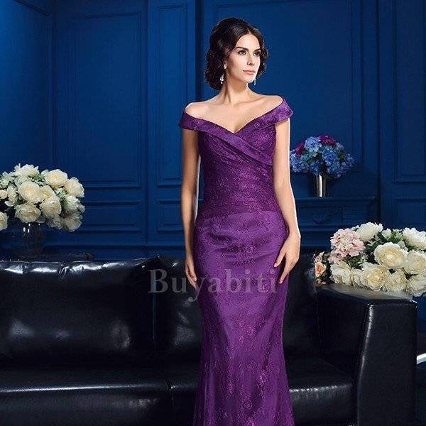 virmuze exhibit se hai le cosce larghe non indossare nulla che sia stretto logo main