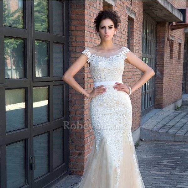 virmuze exhibit Passez vos soirées à feuilleter des magazines de mariage logo main