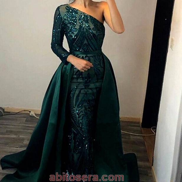 virmuze exhibit Bellissimo ed elegante abito in pizzo logo main