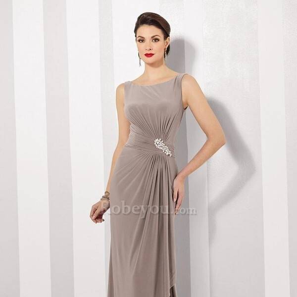 virmuze exhibit Nous comprenons que planifier un mariage peut être logo main