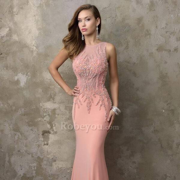 virmuze exhibit choix ou de la conception d'une robe pour la mère de la mariée logo main