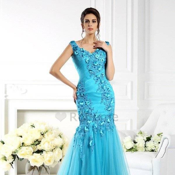 virmuze exhibit ne vous laissera pas une gueule de bois financière logo main