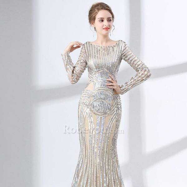 virmuze exhibit la journée car tout le monde vous complimente logo main