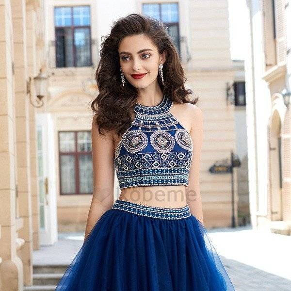 virmuze exhibit Vous pouvez choisir des robes richement ornées logo main