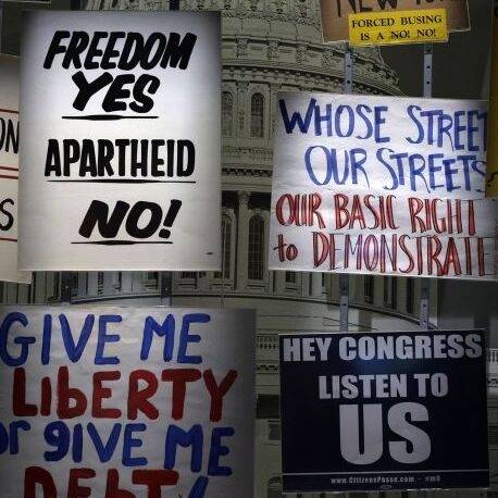 virmuze exhibit What is the Smithsonian? logo main